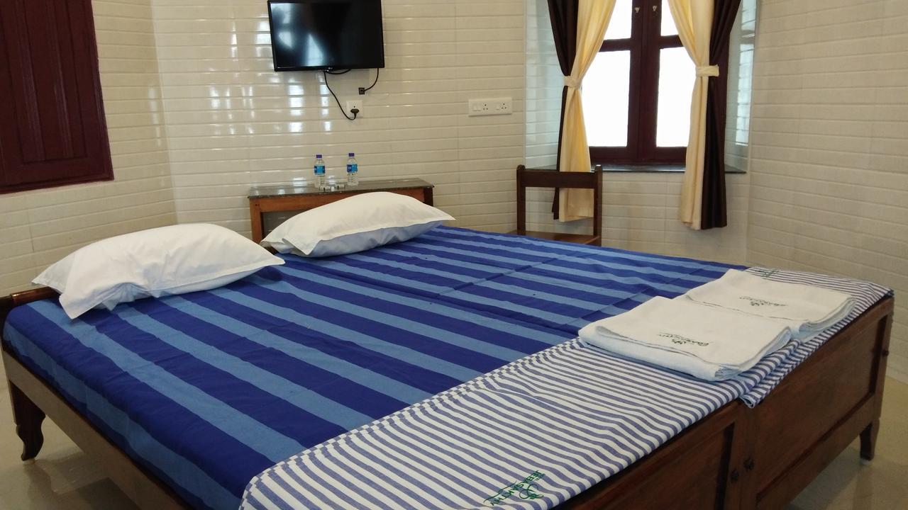 Hotel Jebasakthy 카니아쿠마리 외부 사진