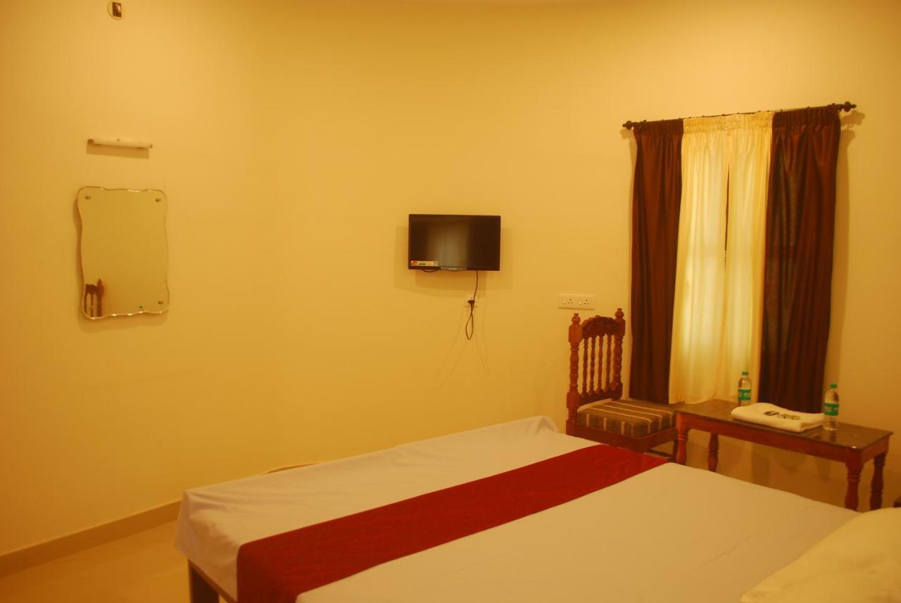 Hotel Jebasakthy 카니아쿠마리 외부 사진
