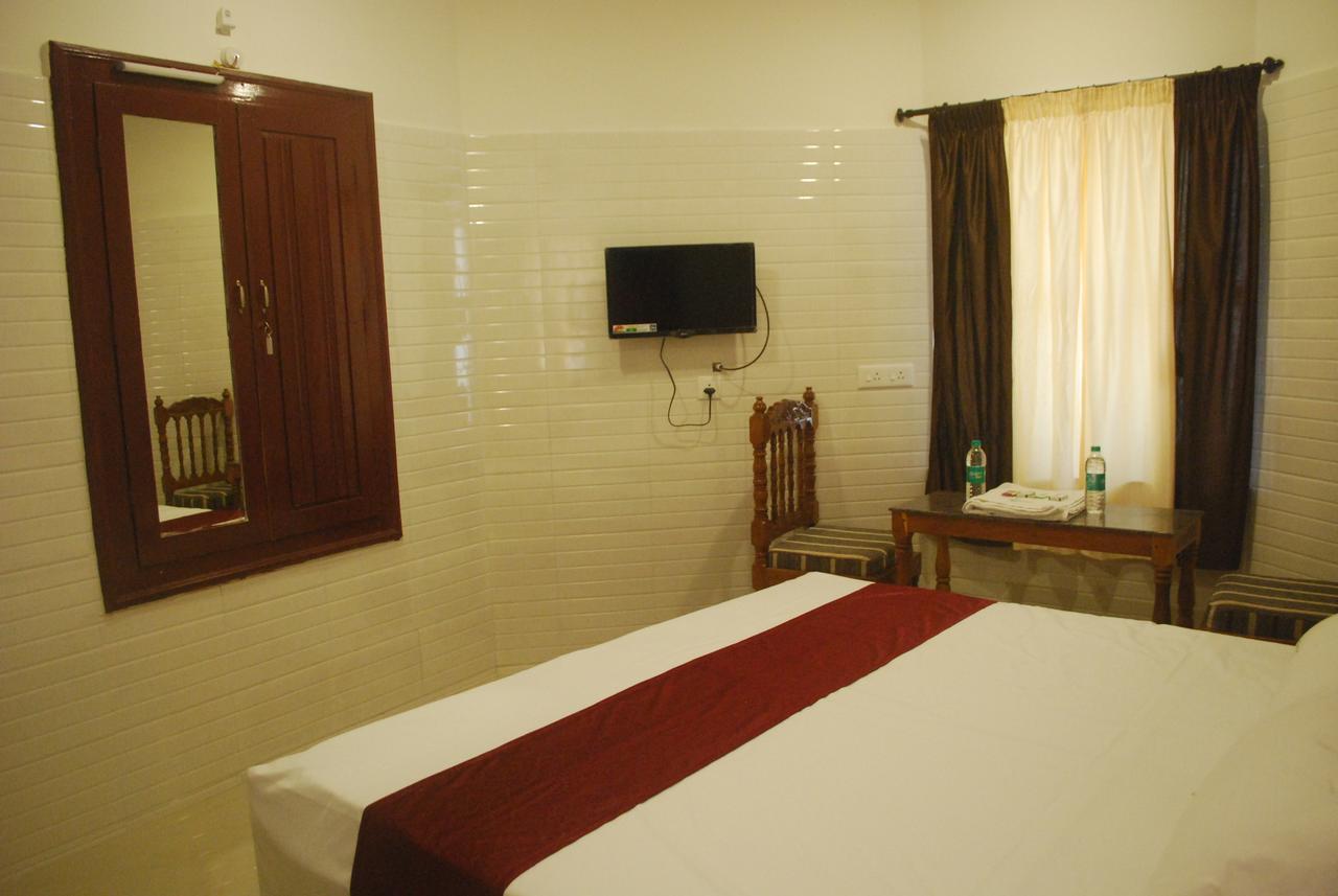 Hotel Jebasakthy 카니아쿠마리 외부 사진